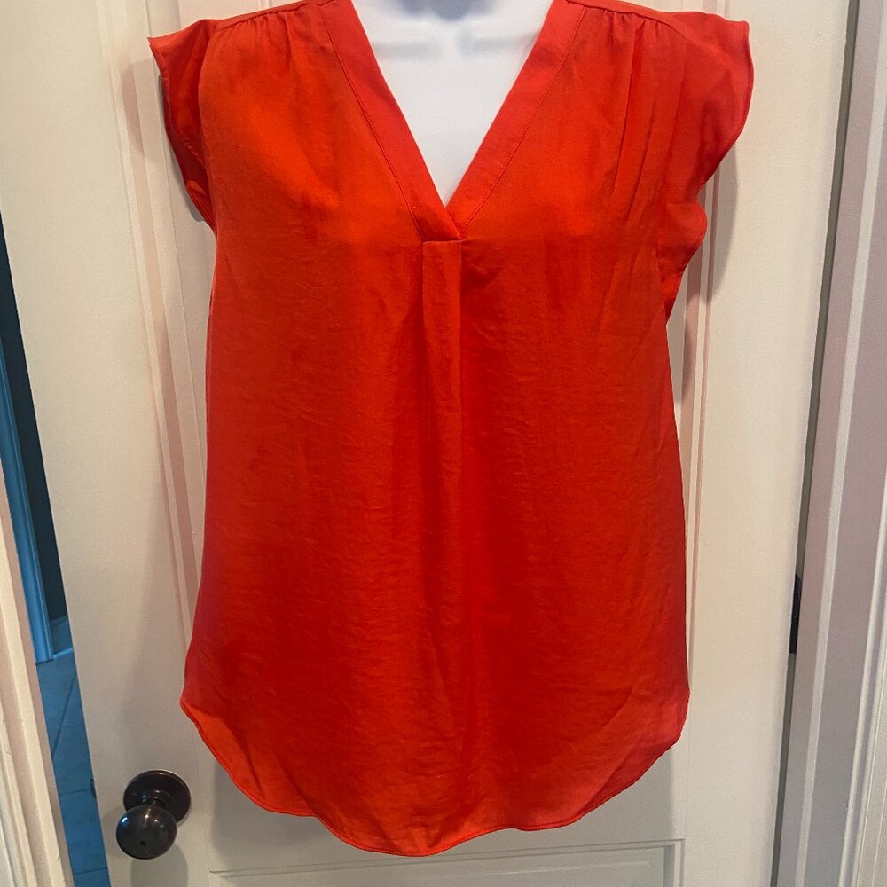 NEW Vince Camuto Tulip Red V-Neck Ruffle Sleeveless Top-Small